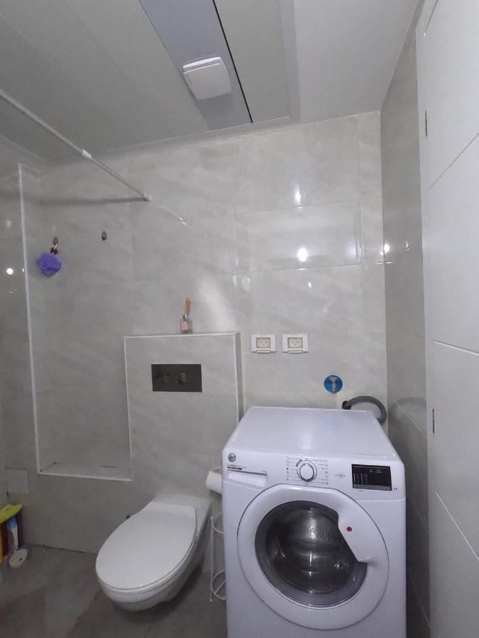 אשקלון Beach Suite Israel- Best View, Gym, Massage Chair, Low Fee For Off-Site Indoor Pool Spa ביץ סוייט ישראל- נוף ים מאלף, כיסא מסאז, חדר כושר, אפשרות לבריכה מקורה, וספא בתשלום ממש מוזל מראה חיצוני תמונה